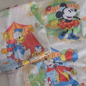 Vintage 1970s Twin Flat And Fitted Sheet Set Walt Disney "At The Fair"
